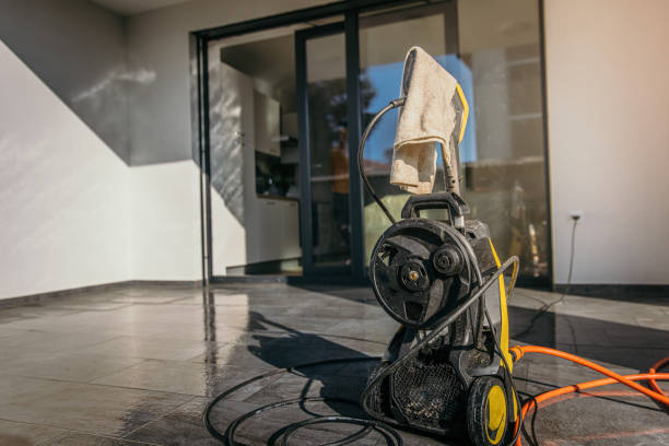 Best Animal Enclosure Cleaning  in Wallace, ID